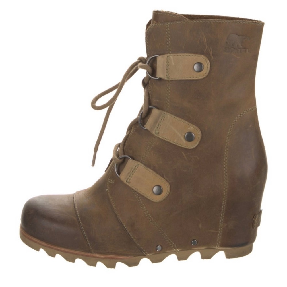 Sorel Joan of Arc Heeled Lace Up Platform Boot